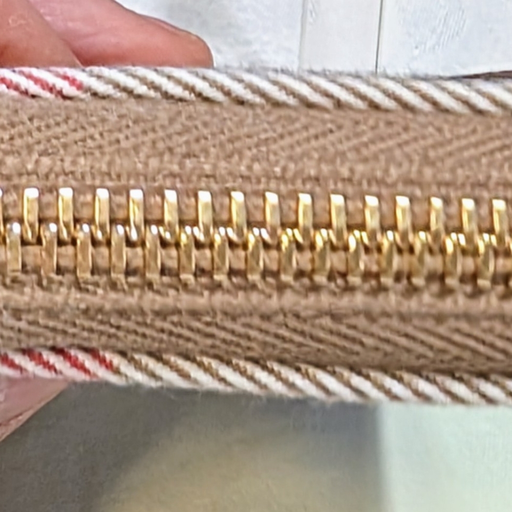 Burberry Check Mini Compact Wallet - Picture 4 of 10